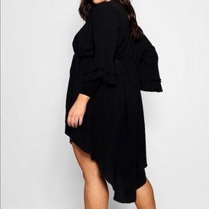Black Boohoo kimono ruffley